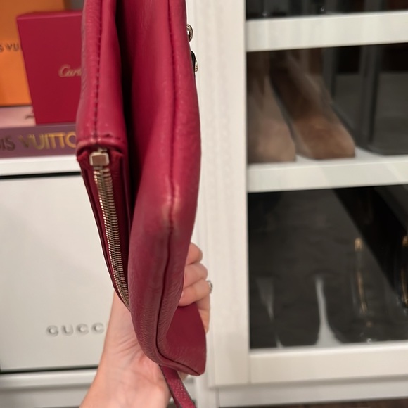 DANIER Leather Crossbody Bag - Picture 6 of 10